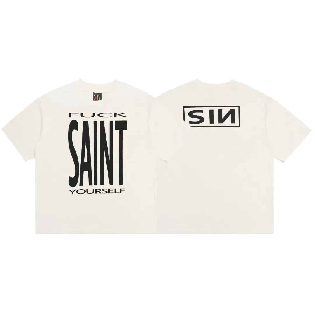 Saint Michael's new niche letter print retro pure cotton loose short-sleeved T-shirt with digital white ink direct injection, the fabric is breathable and the pattern is three-dimensional and clear. Fabric: Double yarn 240g Style number: S855 Size: S-M-L-XL Color: Off-white Price: P110
